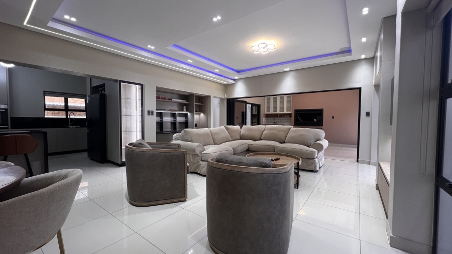 5 Bedroom Property for Sale in Malmesbury Rural Western Cape